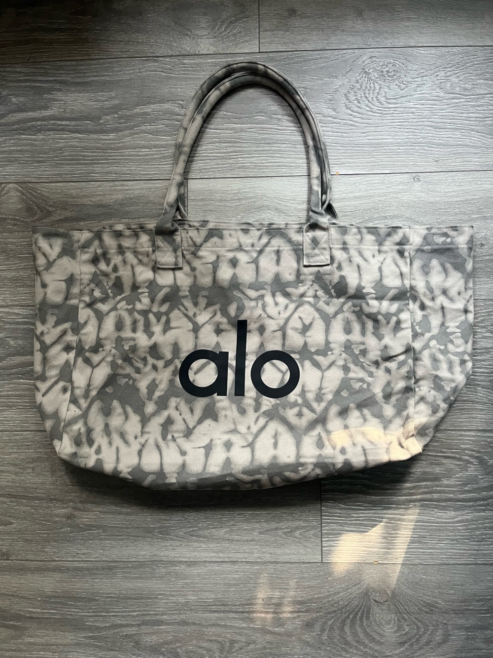 Alo Yoga Large Gray 100% Cotton Tie Dye Tote Bag Active Workout Gym Pilates